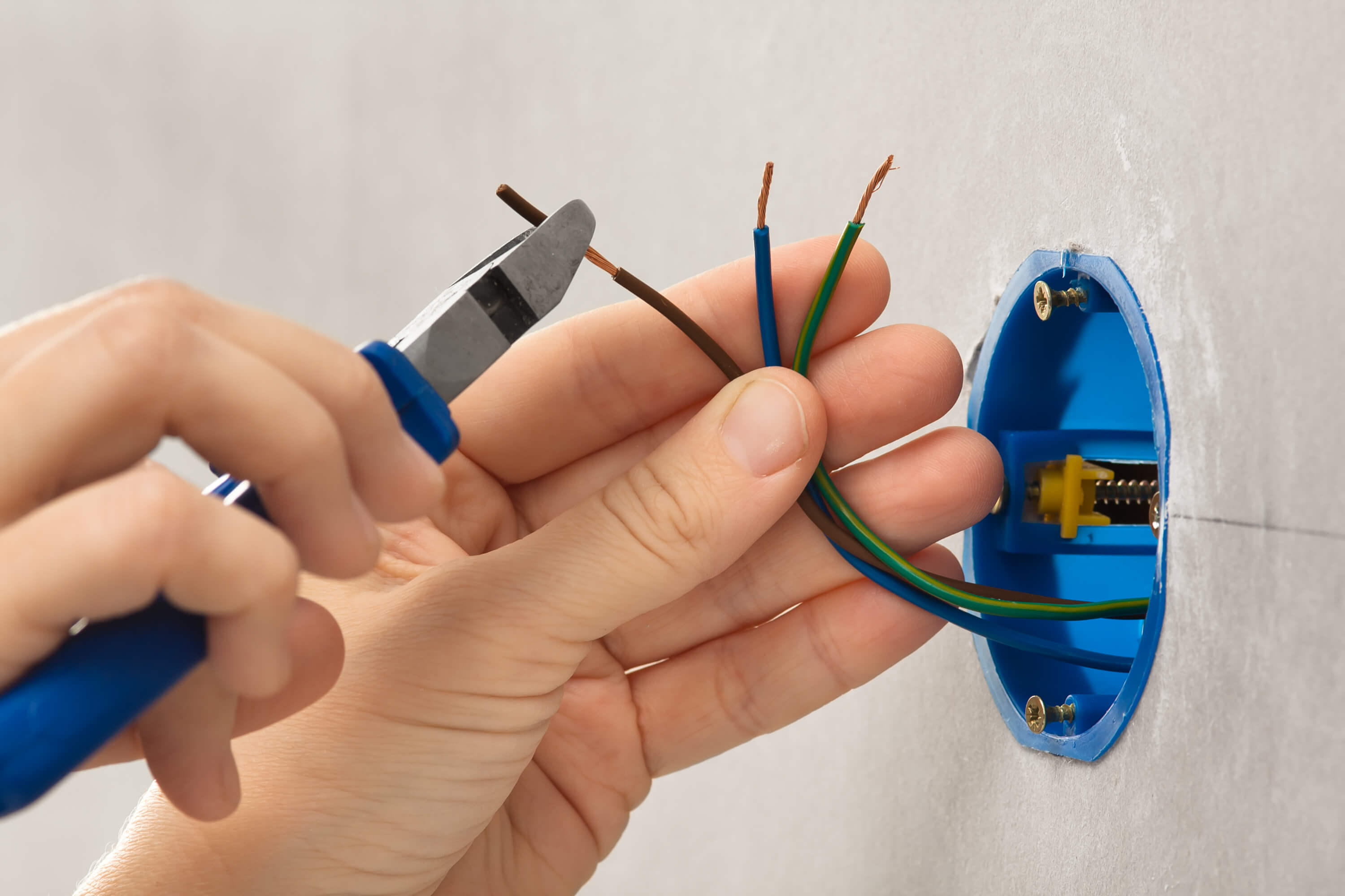 stromanschluss Elektriker Notdienst